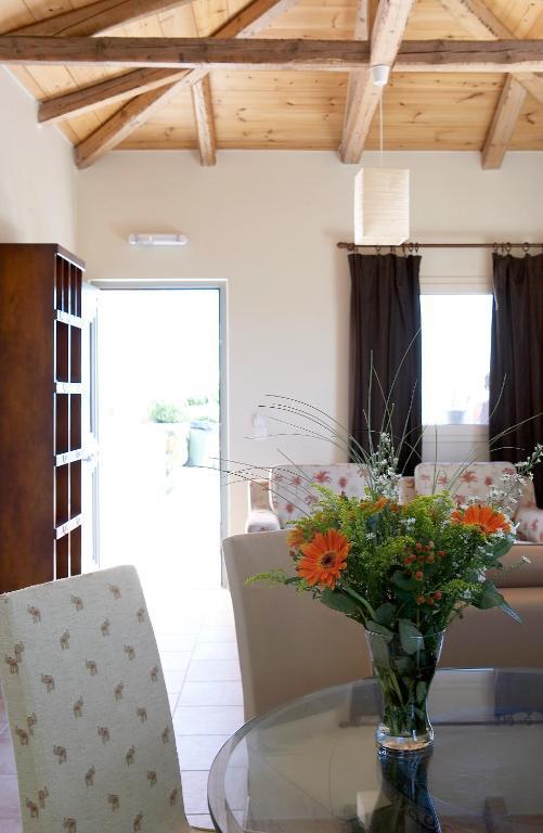 The Seasons Villas Mousata الغرفة الصورة