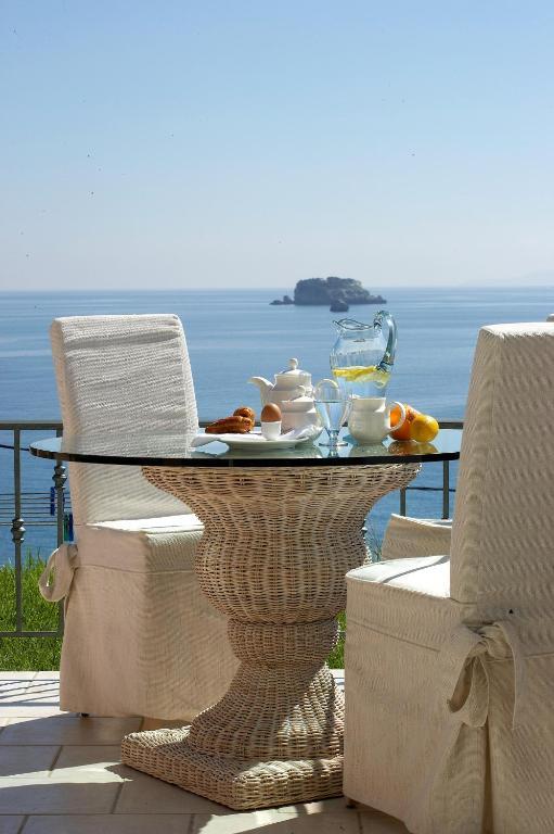 The Seasons Villas Mousata الغرفة الصورة